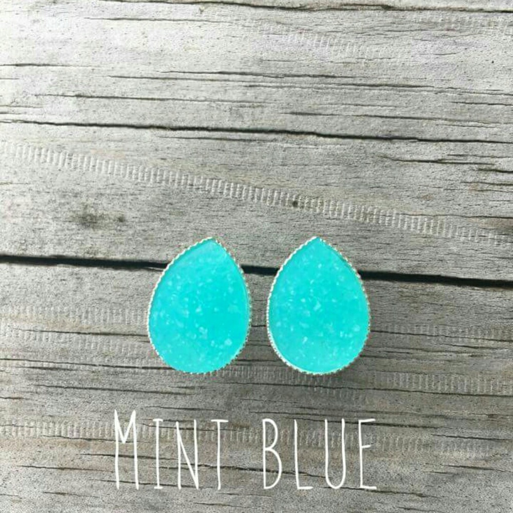 Tear drop druzy earrings